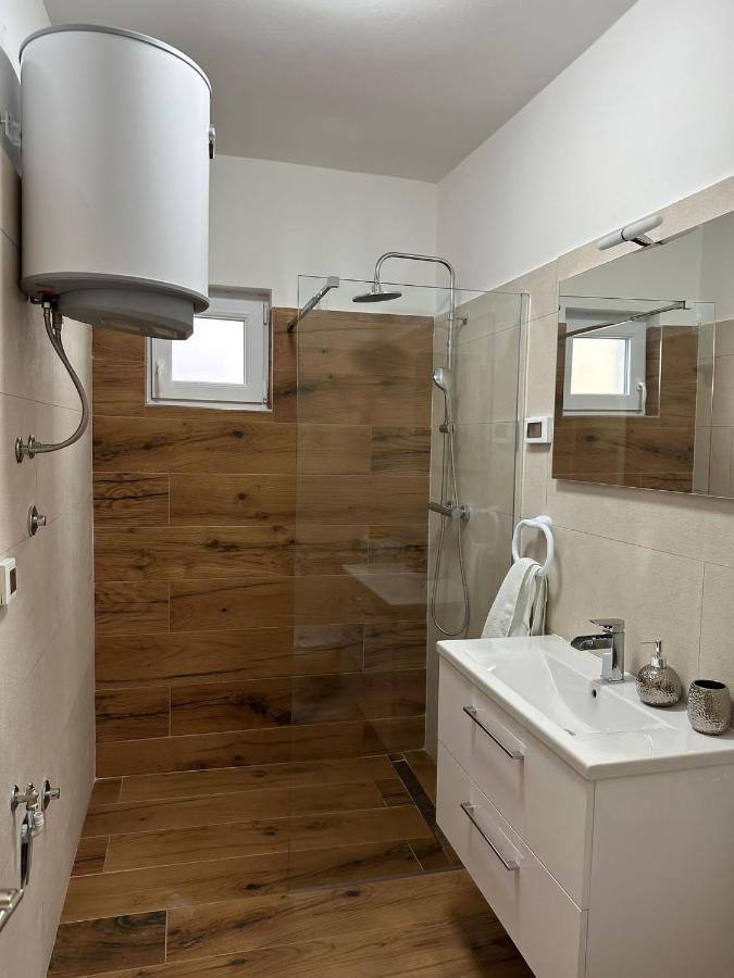 Guest House Ivan Donji Zemunik Ngoại thất bức ảnh